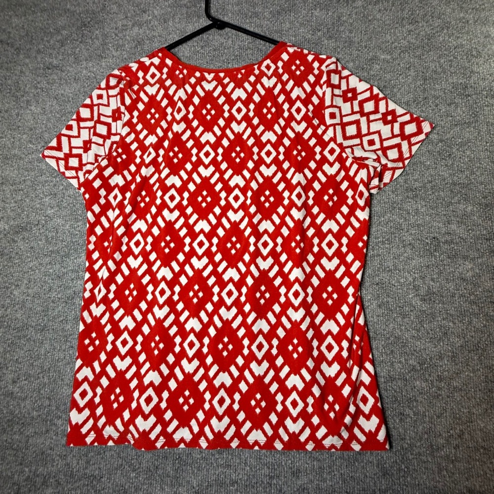 Susan Graver Red White Geometric Ikat Diamond Liquid Knit Scoop Neck Top Medium - Picture 2 of 6